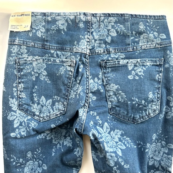 🍂NWT Free People Penny Pull-On Indigo Combo Romantic Blue Flare Jeans XS/0 - Picture 3 of 16